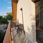Holiapart Stenga - Kacik Zabaw Dla Dzieci, Przyjazny Czworonogom