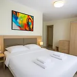 Holiapart Stenga - Kacik Zabaw Dla Dzieci, Przyjazny Czworonogom * Крыница-Морска