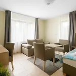 Holiapart Stenga - Kacik Zabaw Dla Dzieci, Przyjazny Czworonogom Крыница-Морска