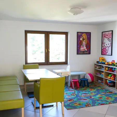 Apartment Holiapart Stenga - Przy Lesie, Taras, Plac Zabaw, Grill