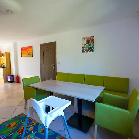 Holiapart Stenga - Przy Lesie, Taras, Plac Zabaw, Grill *