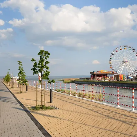 Holiapart Stenga - Kącik Zabaw Dla Dzieci, Przyjazny Czworonogom *