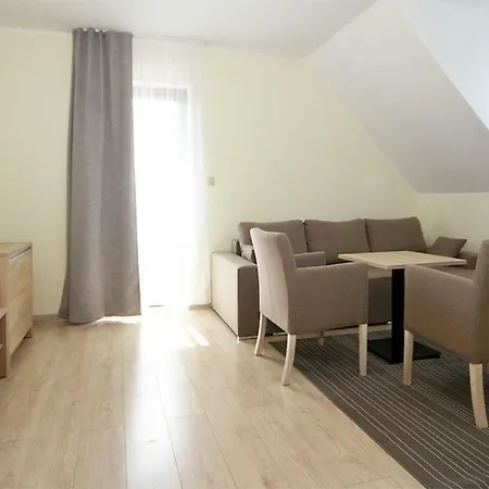 Apartment Holiapart Stenga - Przy Lesie, Taras, Plac Zabaw, Grill *