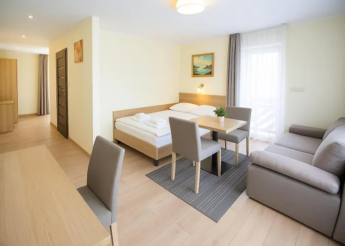 Holiapart Stenga - Kacik Zabaw Dla Dzieci, Przyjazny Czworonogom アパート クリニツァ・モルスカ